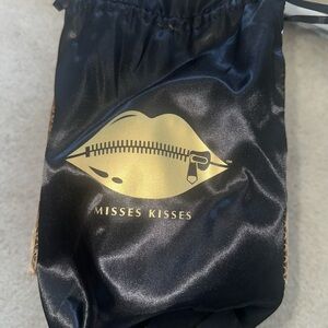 Misses Kisses Bra comes with white bridal bar attachment